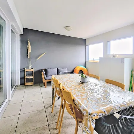 Spacious 2-bedroom With Panoramic Lagoon View, Terrace & Nearby * Sète